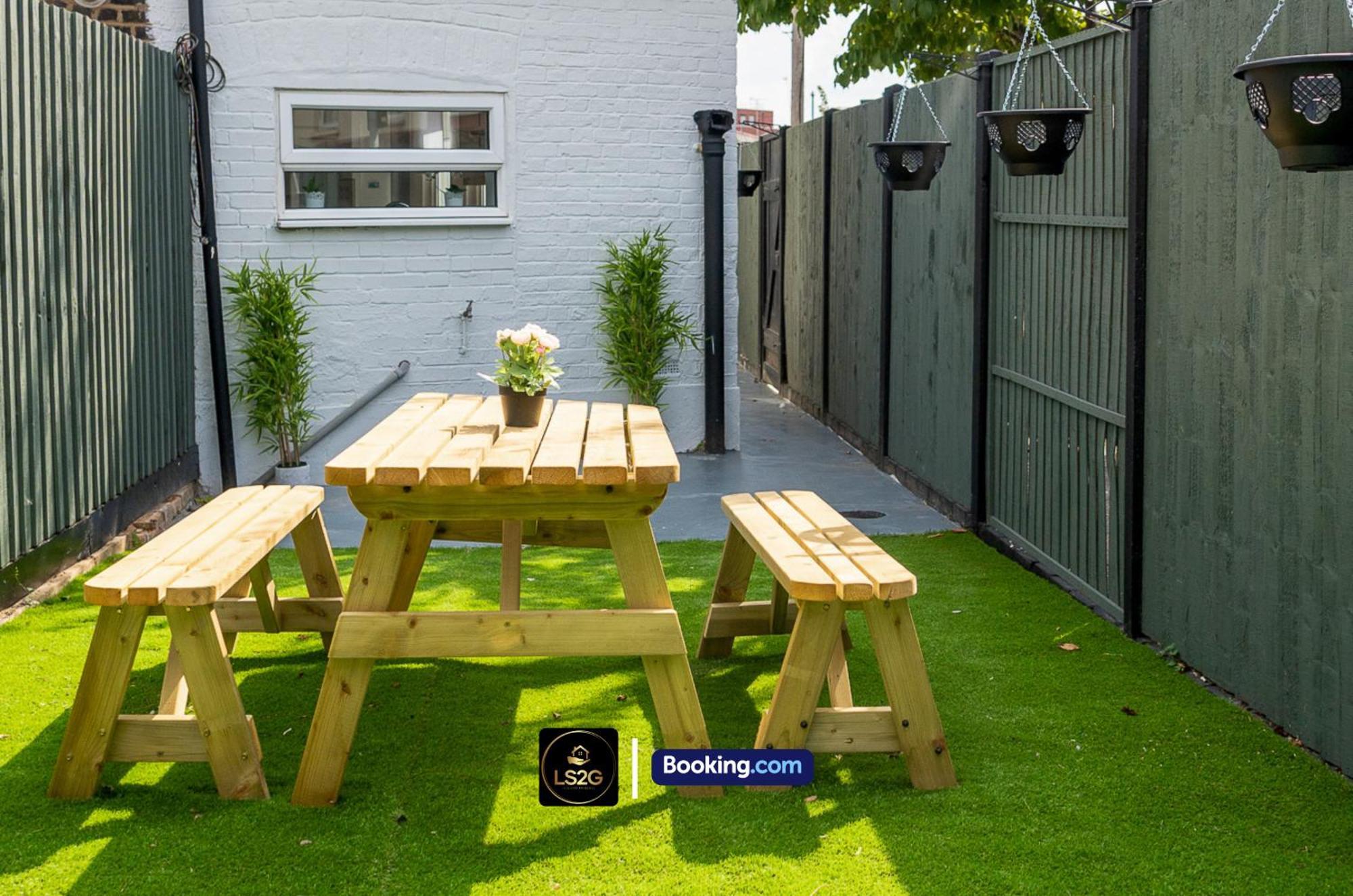 Stunning House By Ls2G Short Lets & Serviced Accommodation Greater London With Free Wifi Εξωτερικό φωτογραφία