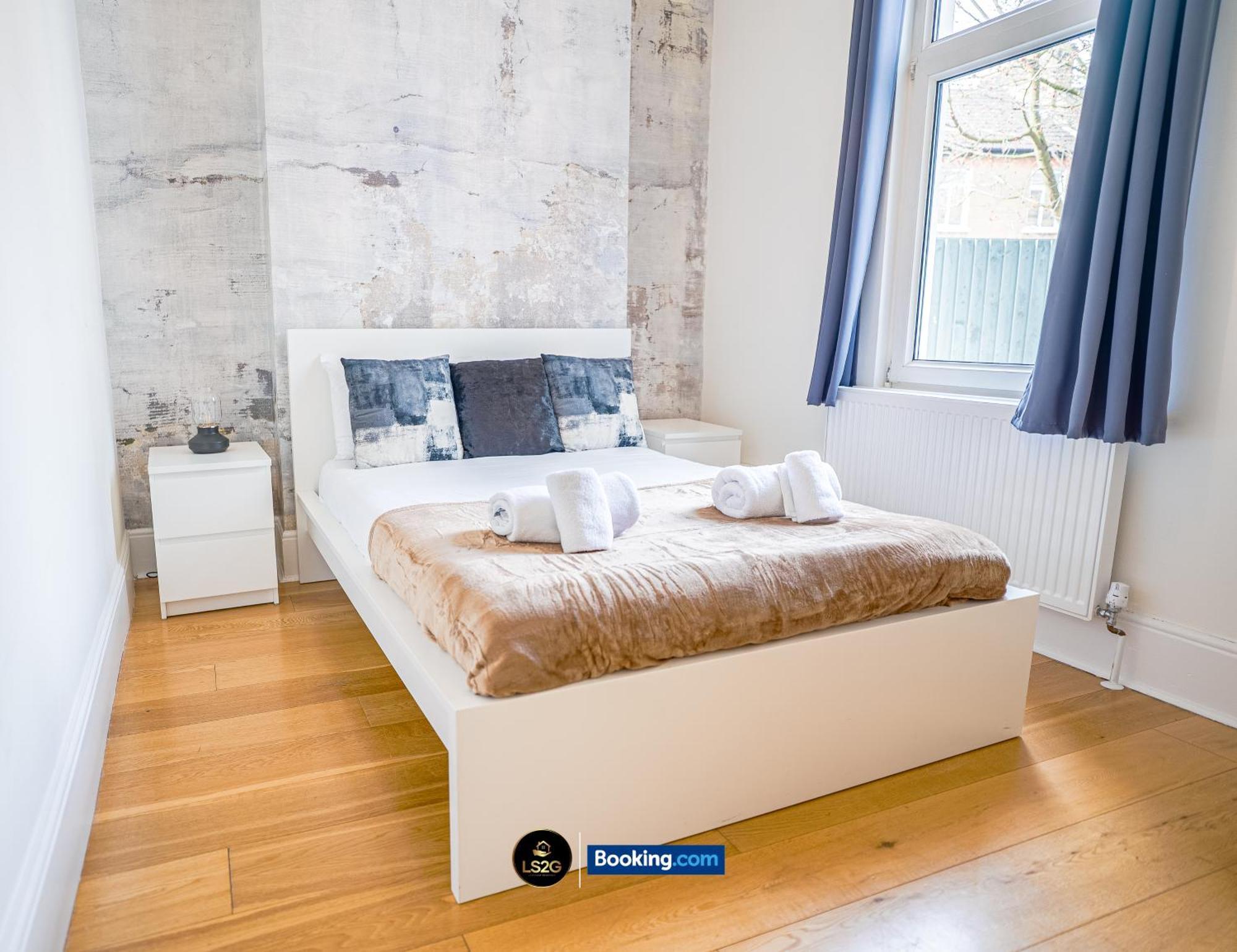 Stunning House By Ls2G Short Lets & Serviced Accommodation Greater London With Free Wifi Εξωτερικό φωτογραφία