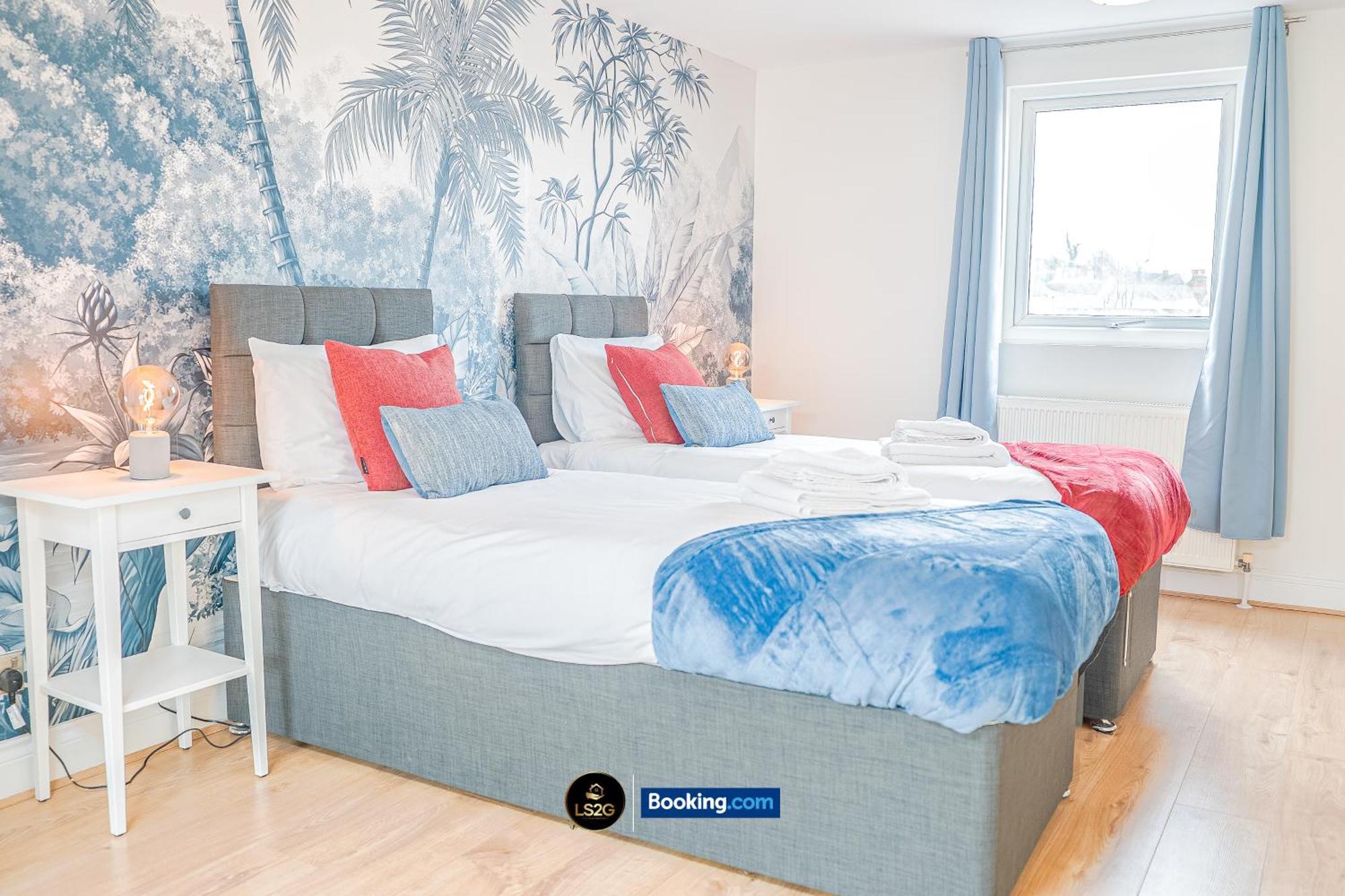 Stunning House By Ls2G Short Lets & Serviced Accommodation Greater London With Free Wifi Εξωτερικό φωτογραφία