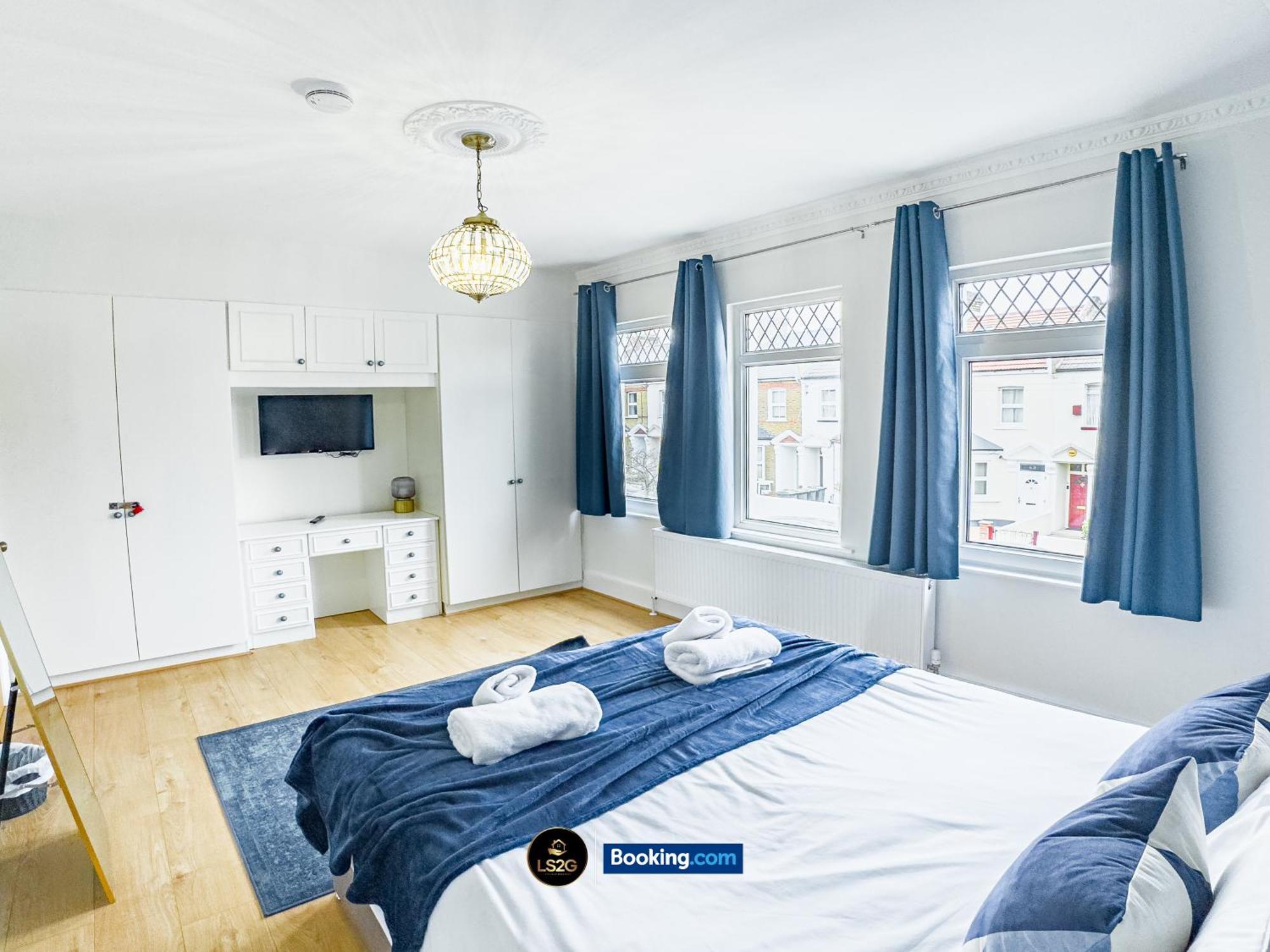 Stunning House By Ls2G Short Lets & Serviced Accommodation Greater London With Free Wifi Εξωτερικό φωτογραφία